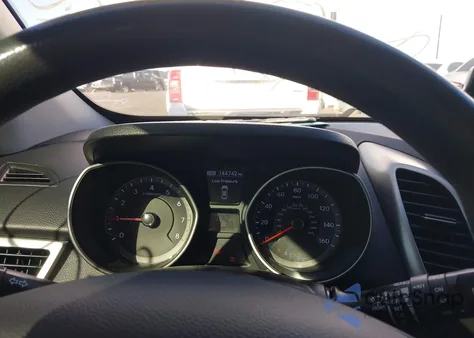 2017 Hyundai Elantra Gt z USA, uszkodzony, nr VIN KMHD35LHXHU366880